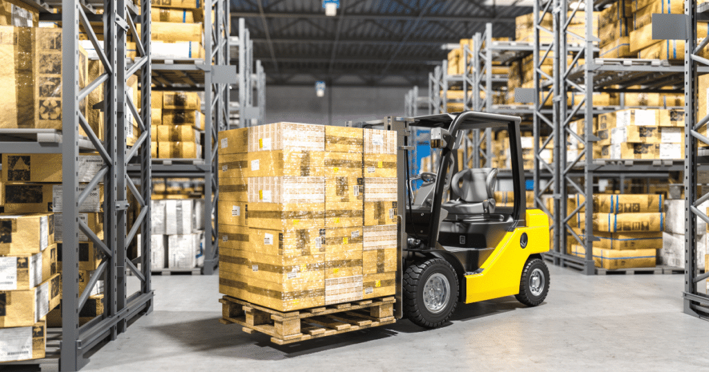Xếp hàng hóa trên pallet